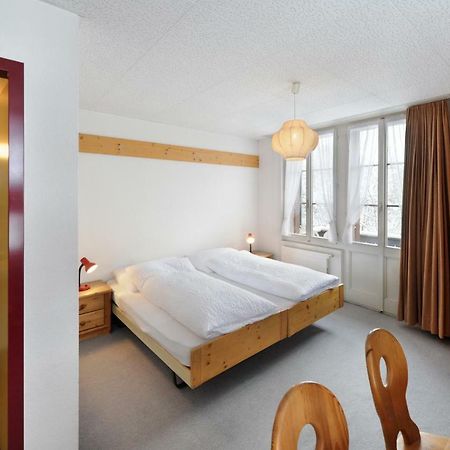 Hotel Krone Budget Lenk Ngoại thất bức ảnh